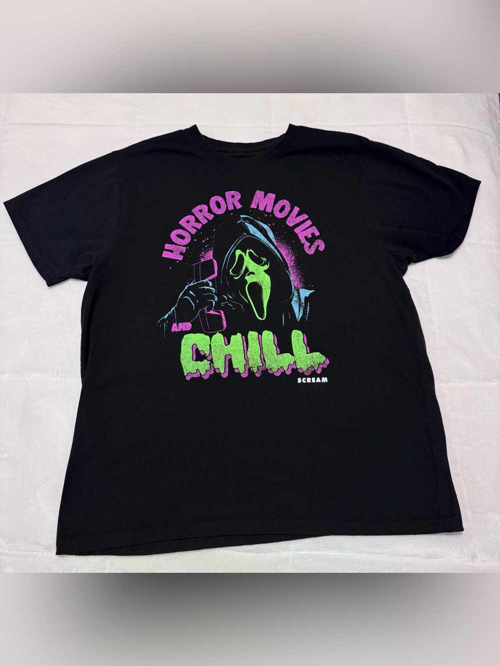 Unisex Black Halloween "Horror Movies and Chill" Graphic Tee SCREAM